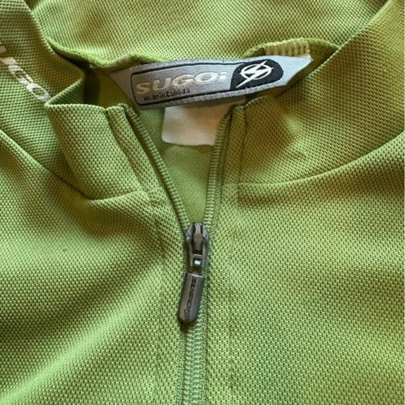 Sugoi Women’s Cycling Pullover Medium 1/4th zip green - Picture 4 of 6
